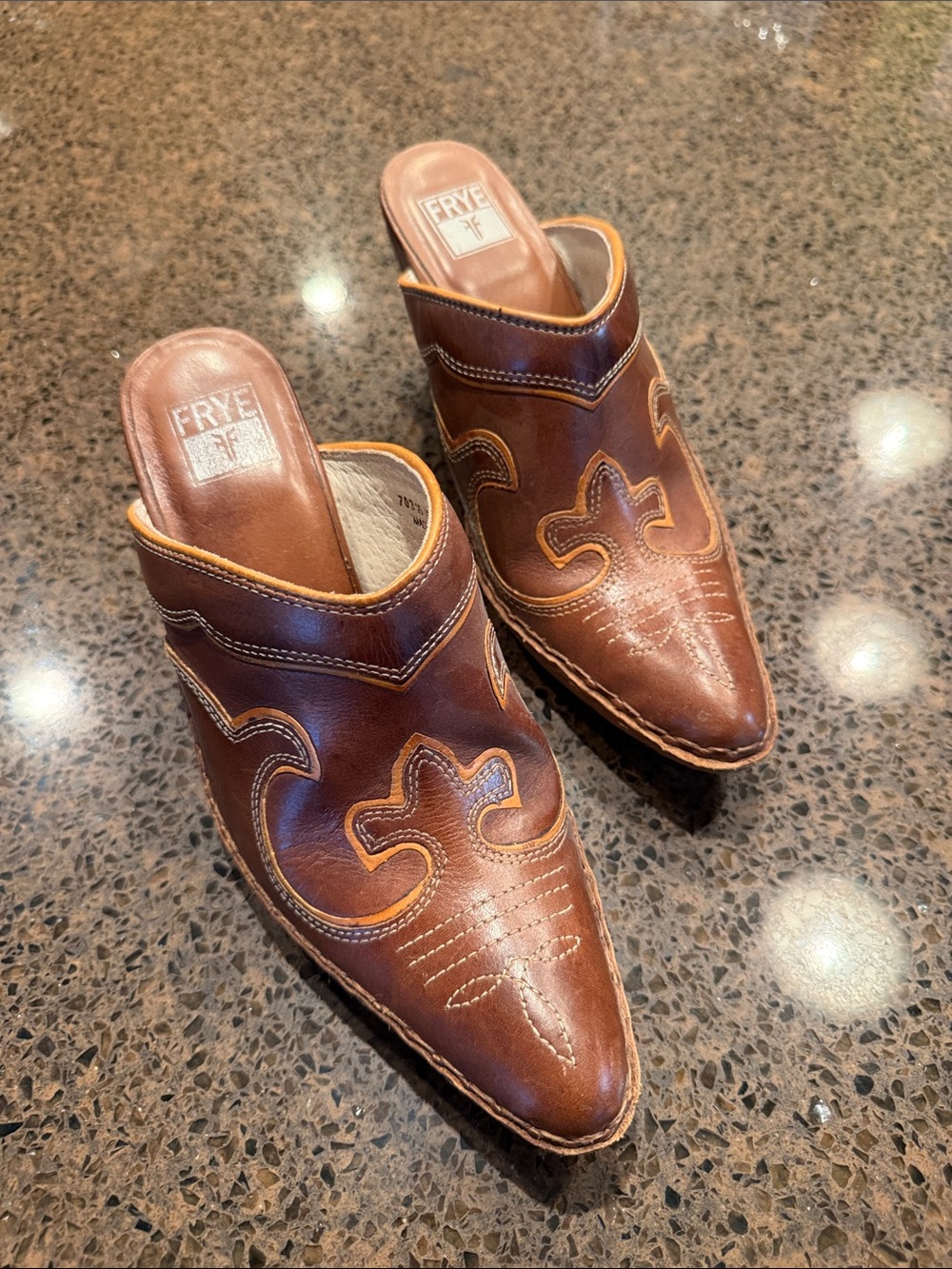 FRYE Brown Leather Pointed-Toe Slip-On Mules with Contrast Stitching